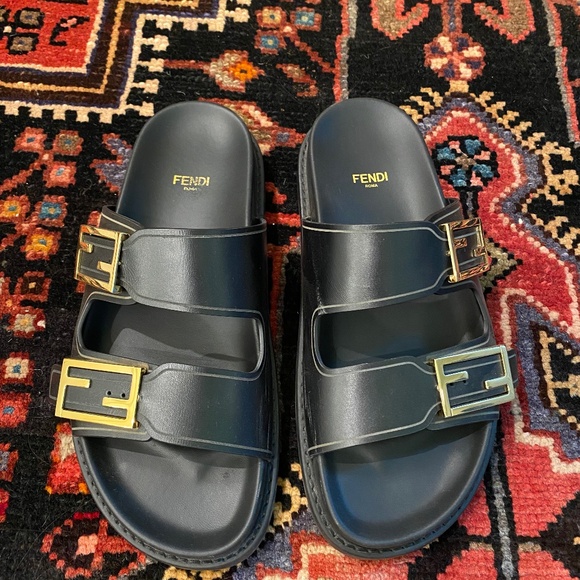 Fendi feel sandals - Picture 1 of 5